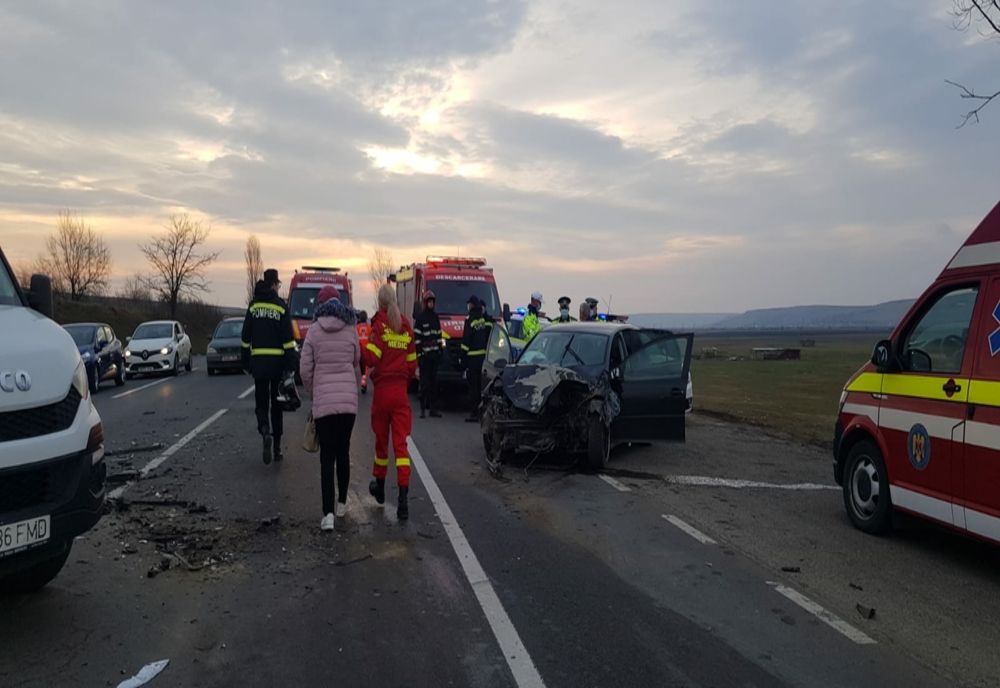 Accident cu 11 victime la Lețcani (FOTO)
