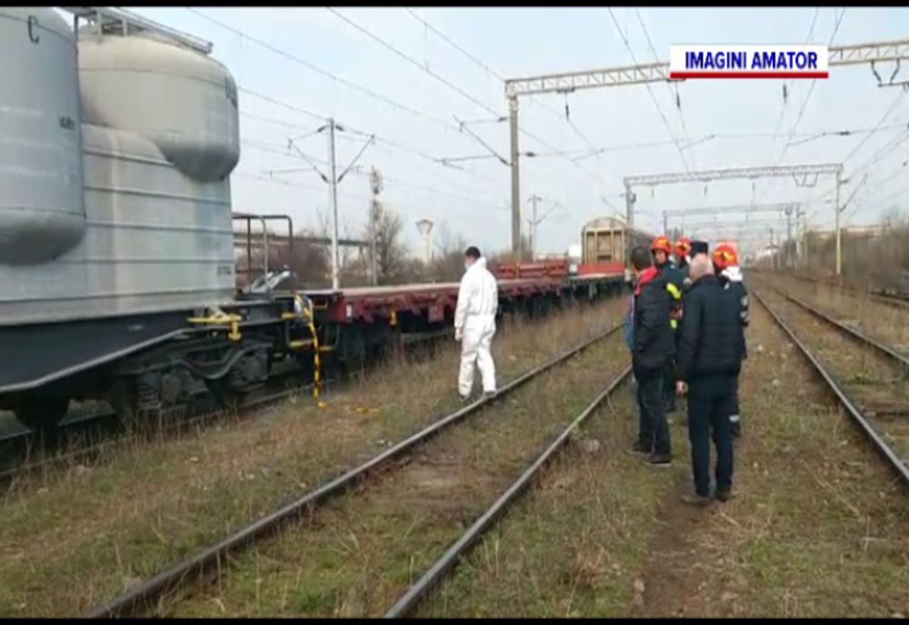 Copil electrocutat după ce s-a urcat pe un vagon, în Gara Iași