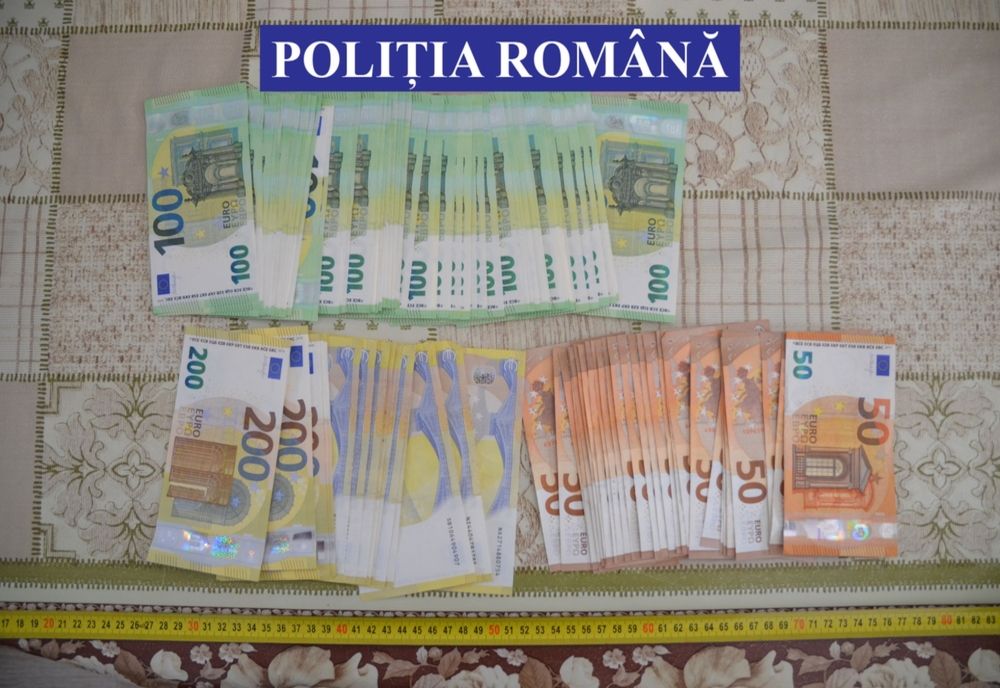 A cumpărat o mașină din Iași cu bani falși