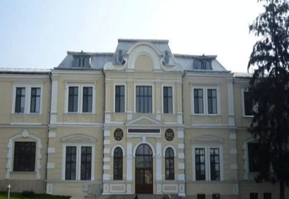 Spitalul Militar din Iaşi este în centrul unui scandal uriaş: Actualul manager și-ar fi falsificat actele de medic 