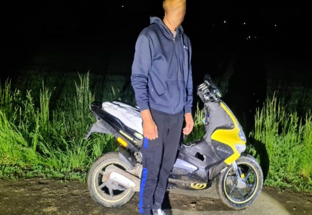 Conducători de vehicule fără premise de conducere, depistaţi la controlul de frontieră