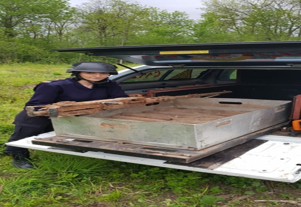 Patru tone de muniţie, distruse la Iaşi (FOTO/VIDEO)