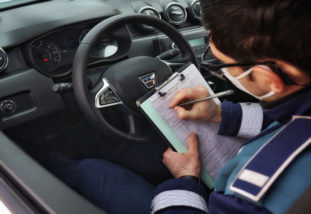 Câte permise au reținut polițiștii și cate amenzi au dat la începutul săptămânii