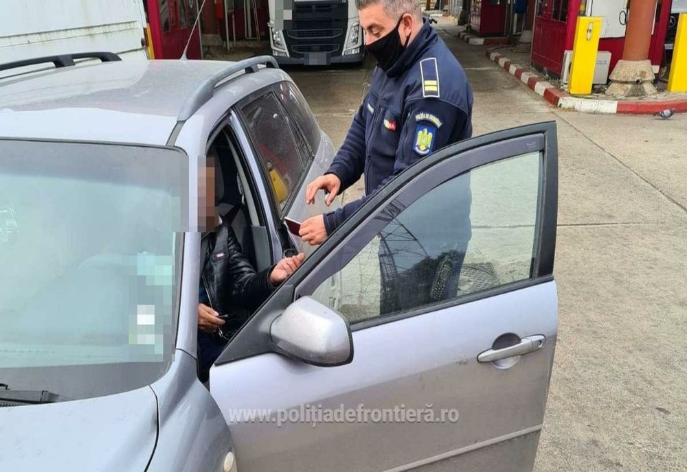 Fals șofer profesionist, descoperit în vamă