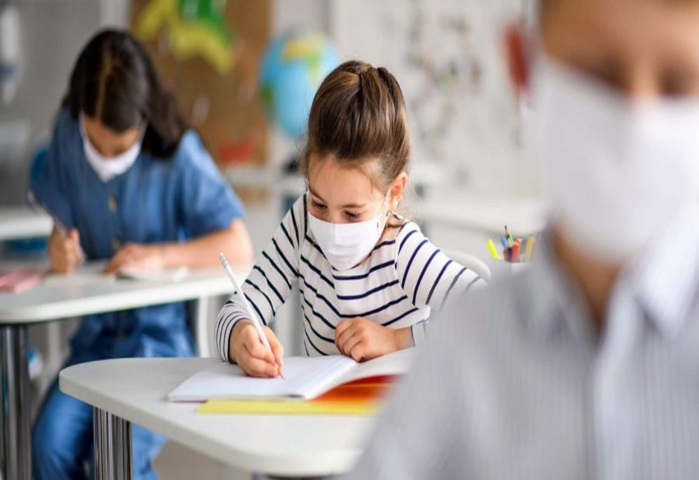 Rata de vaccinare ar mai putea conta doar în scenariul roșu