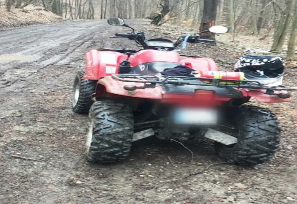 S-a urcat pe ATV la vârsta de 74 de ani, dar a omis un lucru. Polițiștii nu l-au iertat