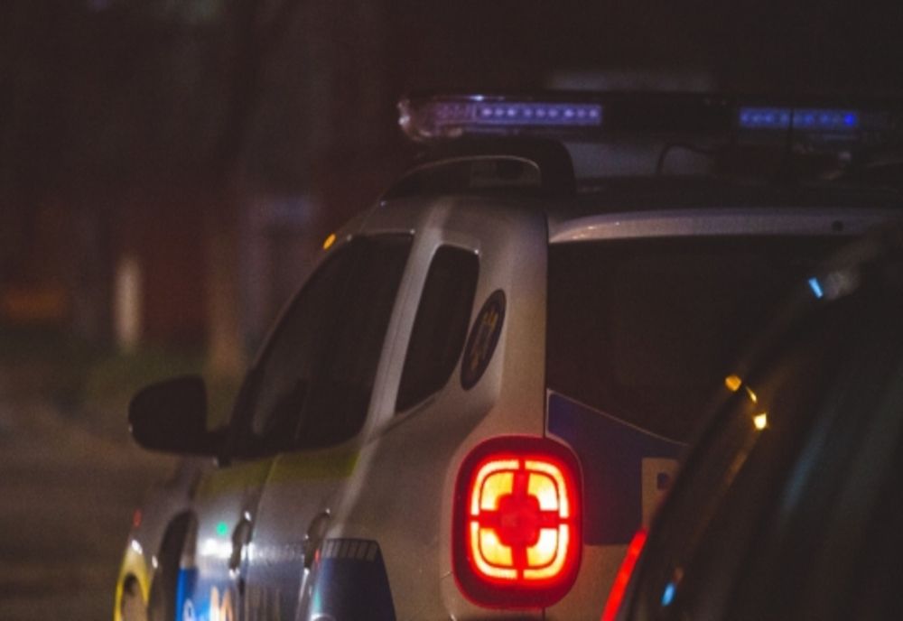 Inconștiența unui șofer: a pus participanții la trafic în pericol. Polițiștii l-au oprit la timp