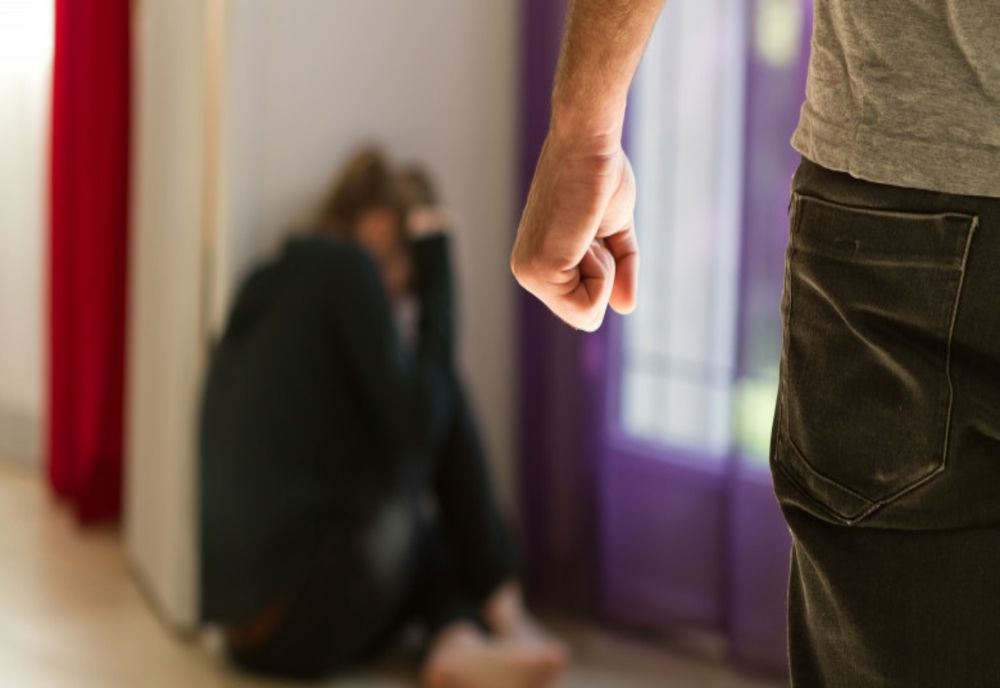 Tată și soț violent, în arest! de ce este acuzat