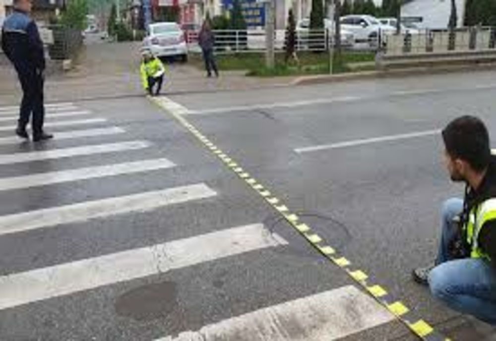 Spulberați pe trecerea pentru pietoni