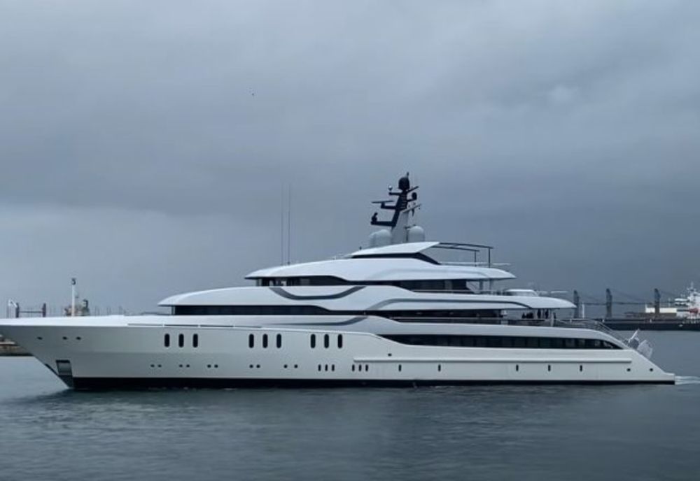 FBI a confiscat iahtul oligarhului rus Viktor Vekselberg