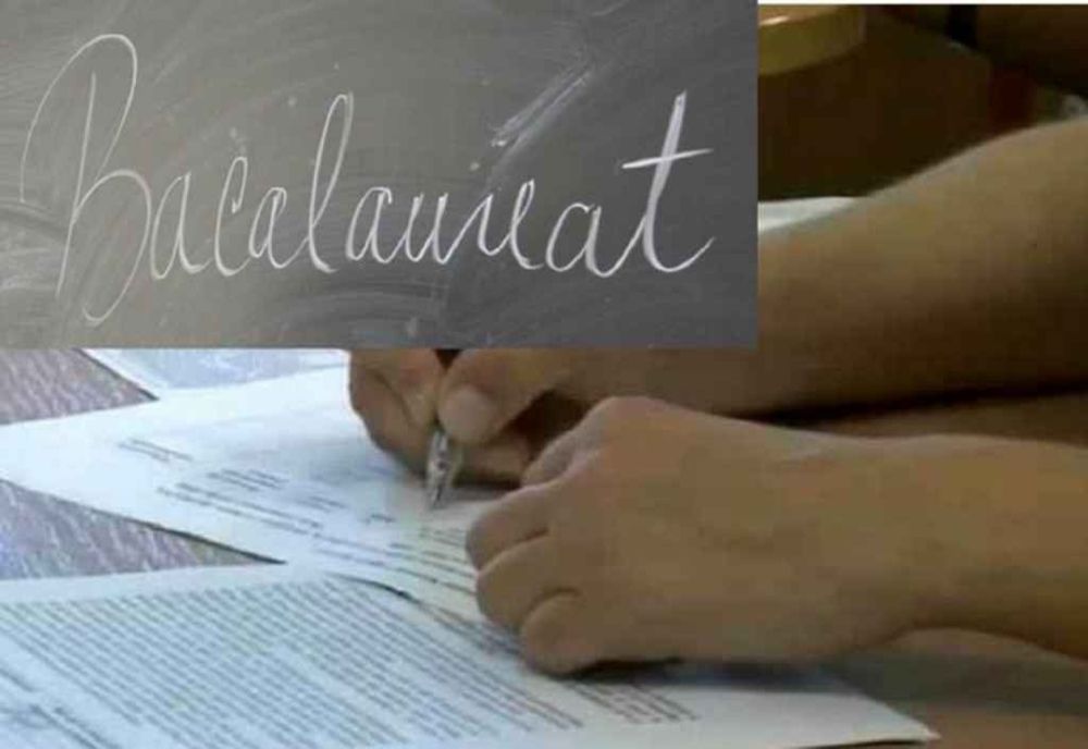 O elevă din Iaşi ar putea rata bacalaureatul din pricina divorţului părinţilor: tată din Iaşi, mamă din Valencia 