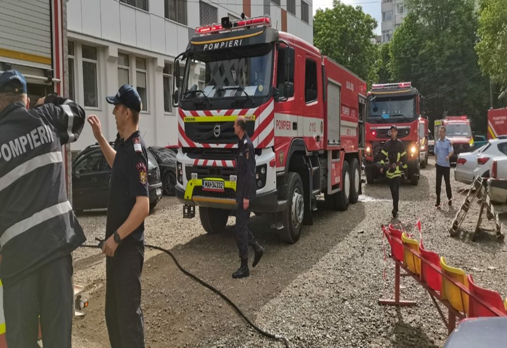 Degajări de fum la Spitalul de Copii "Sfânta Maria" din Iaşi. 50 de copii și 150 de adulți au fost evacuați 