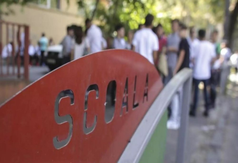 Noul regulament de funcţionare a şcolilor - elevii NU mai pot fi exmatriculaţi