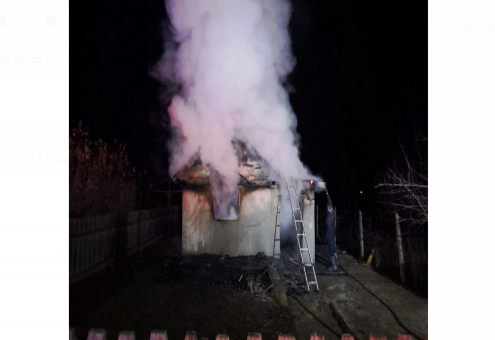 Un bărbat a fost găsit carbonizat după ce casa i-a luat foc din cauza unei țigări 