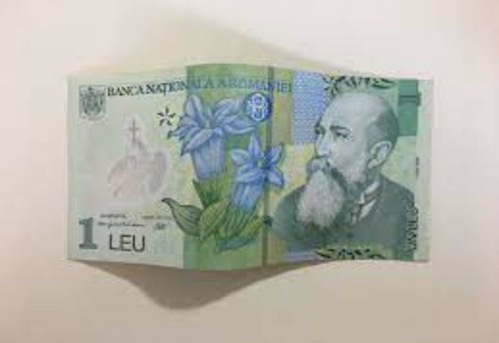 După patru ani de rate, o ieșeancă s-a trezit că a plătit doar 1 leu către bancă