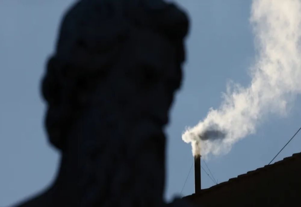 FUM ALB LA VATICAN. A FOST ALES PRIMUL PAPĂ AMERICAN 