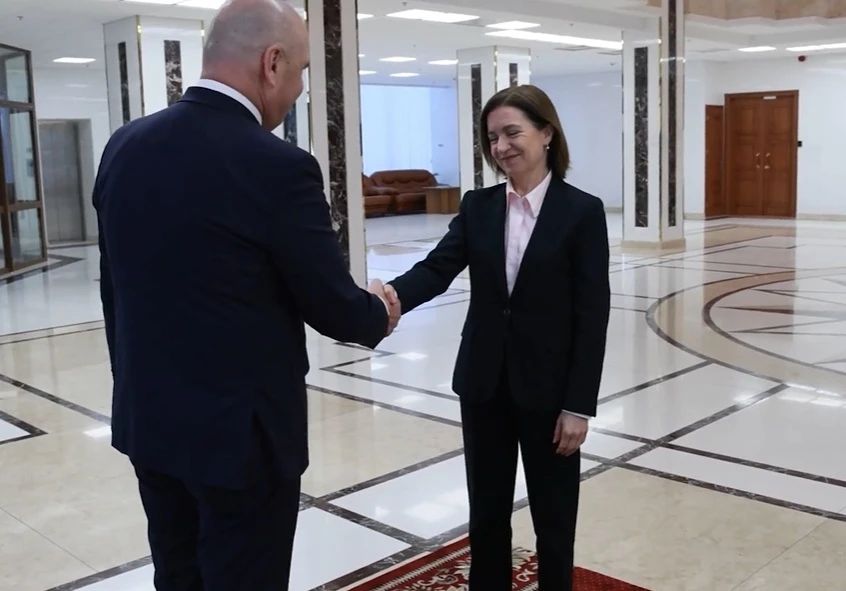 Ilie Bolojan alături de Maia Sandu / Captură video