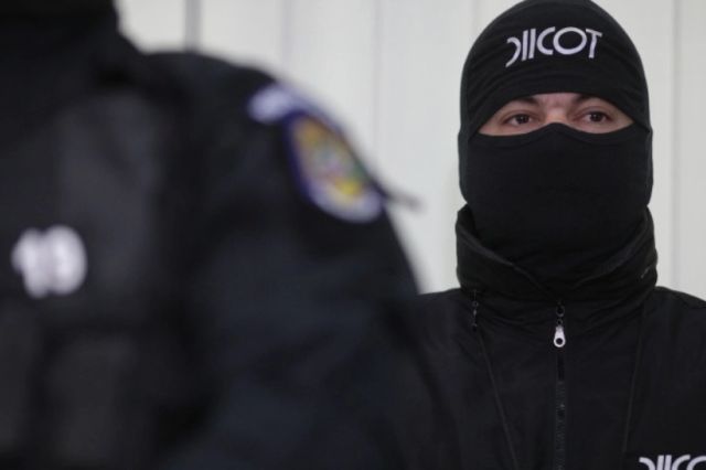 Rețea de exploatare sexuală cu ramificații în Irlanda: anchetatorii din Iași au ridicat un suspect acuzat că a manipulat victimele prin false relații de iubire