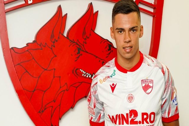 De ce a urcat Cîrjan în peluză după golul cu Rapid: fotbalistul și-a explicat gestul.