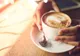 Cofeina, un drog acceptat social, duce tot mai mulţi oameni la psihiatru