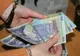 Atenție unde schimbați valuta! Șarlatanii sunt la tot pasul