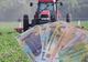Bani de motorină pentru fermierii ieșeni